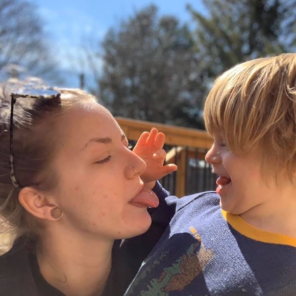 Meet your Posher, Michaela - Picture 1 of 1